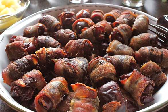 Baconsurrede dadler - 